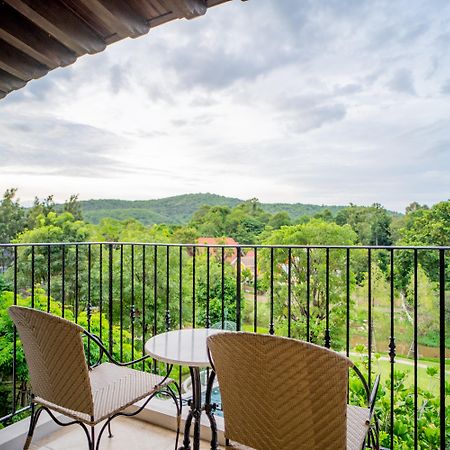 U Khao Yai Hotel Mu Si Buitenkant foto