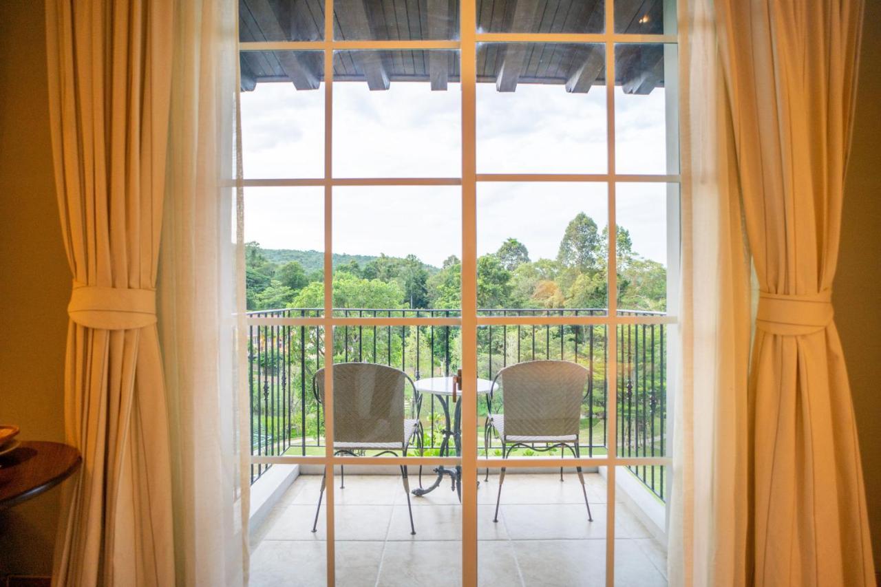 U Khao Yai Hotel Mu Si Buitenkant foto
